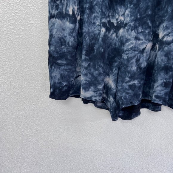 Torrid black blue elastic waist womens shorts  Size: 2X - Picture 3 of 7